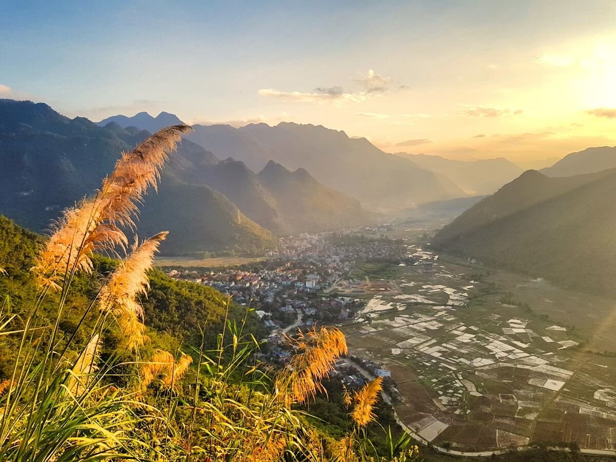 Bike Trip Hanoi Mai Chau, Ninh Binh 3 Days